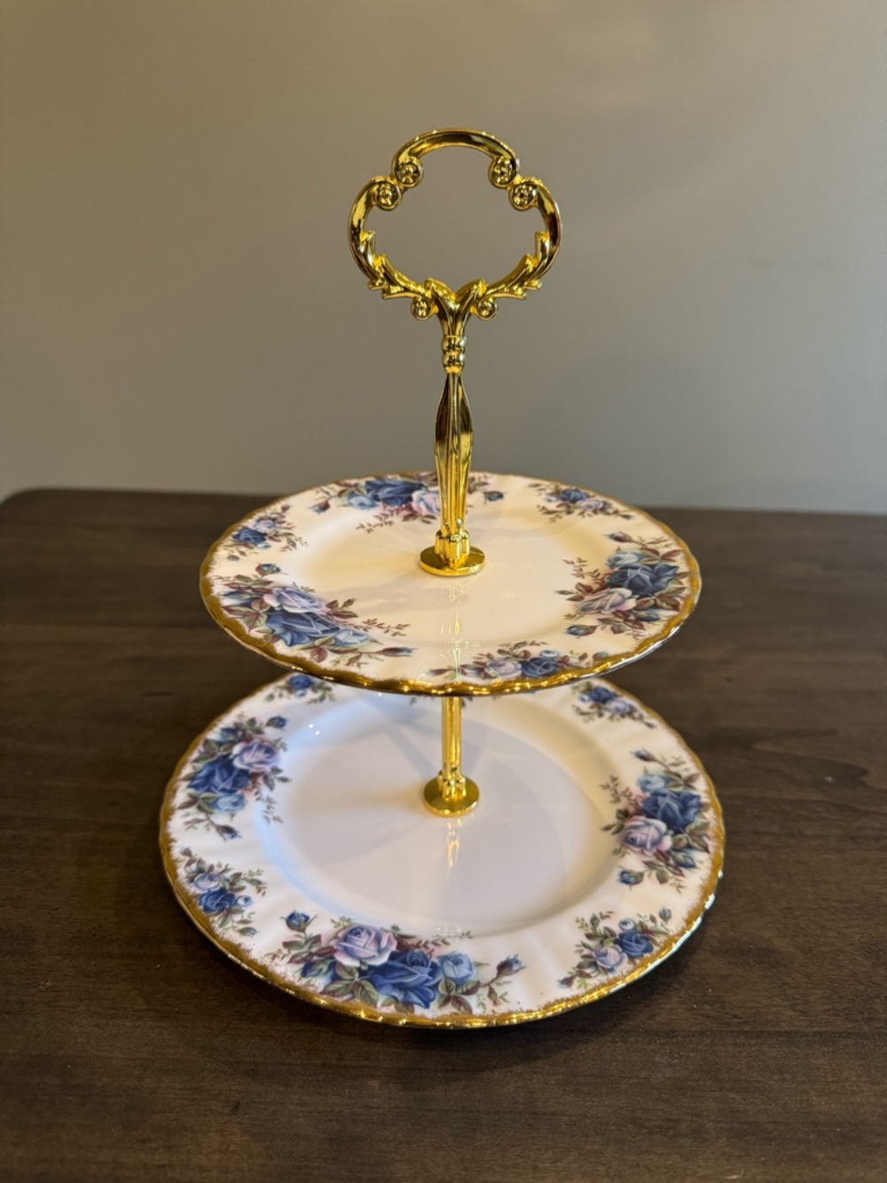 Royal Albert England Moonlight Roses 2-Tier Dessert Cake Stand